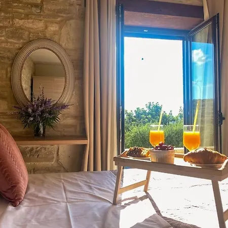 Olive Land - γη τησ ελιασ / Stone Villa. *